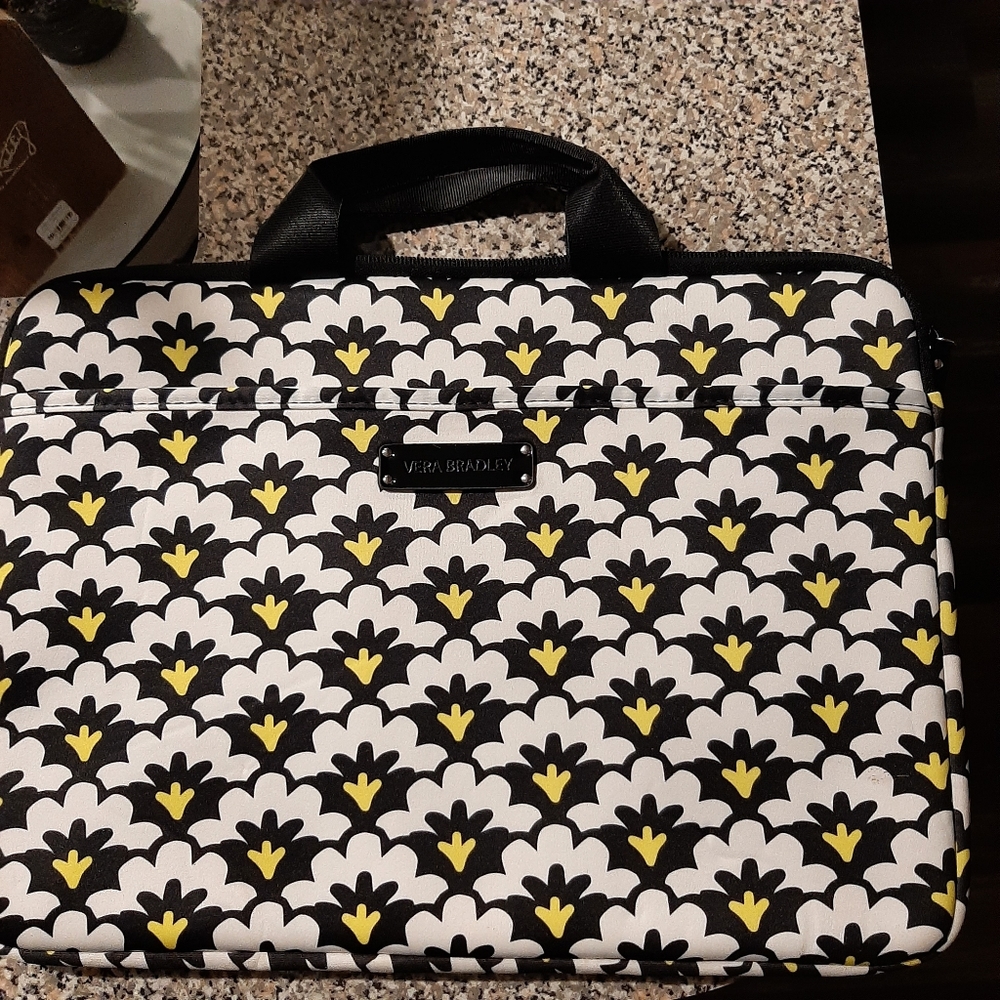 Vera Bradley laptop carrying case